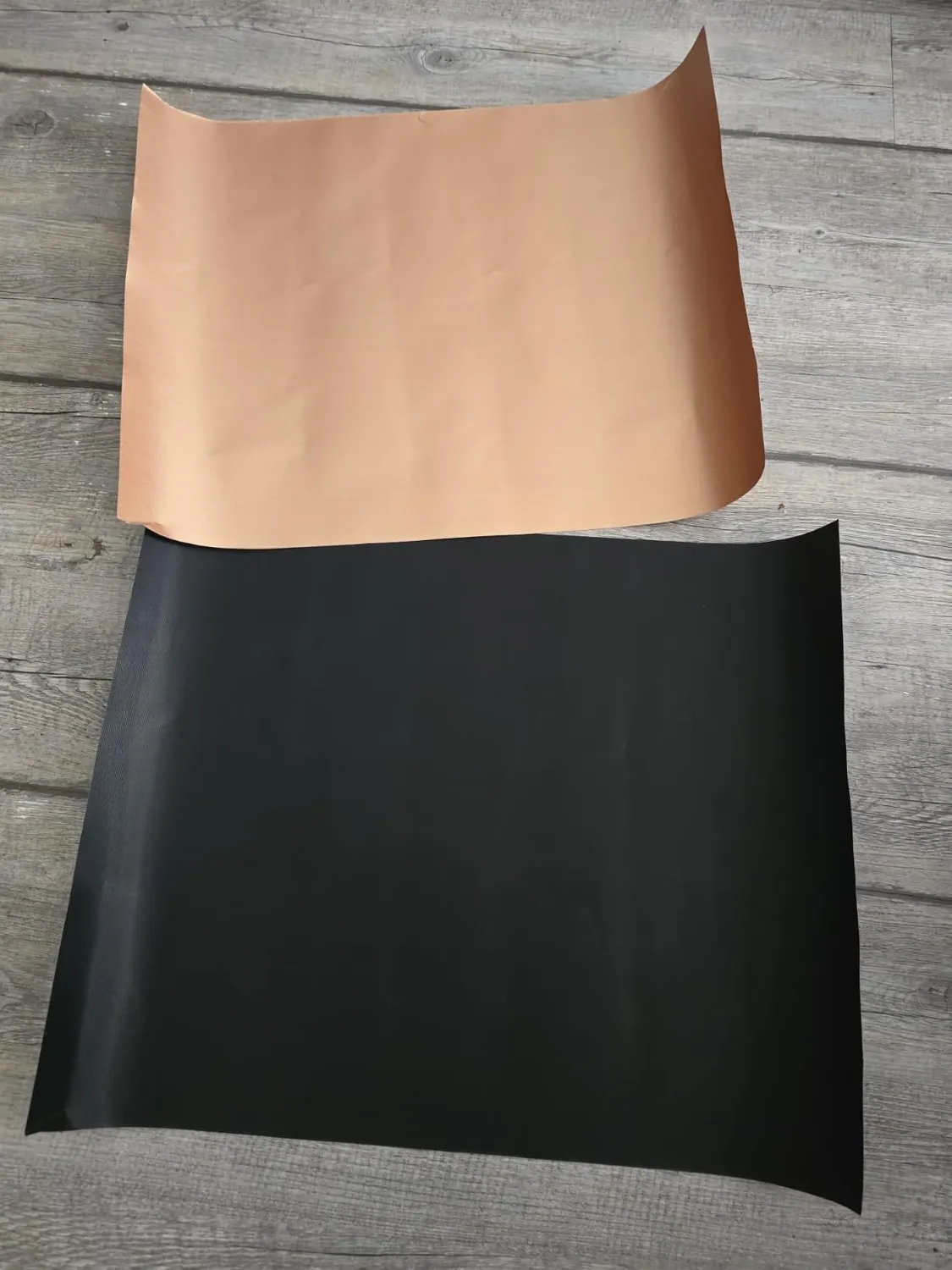 Amig AM11 Tappetini da Forno 50x40 cm 2 Pezzi Nero Oro