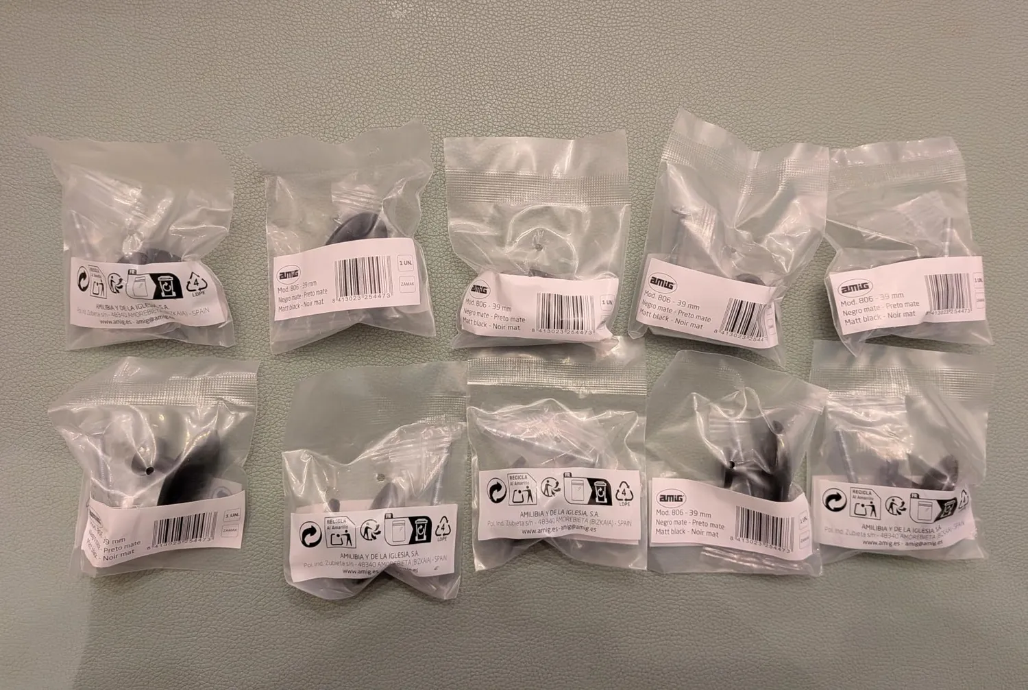 Amig 806 pomello mobili nichel spazzolato 39x25 mm 2pz