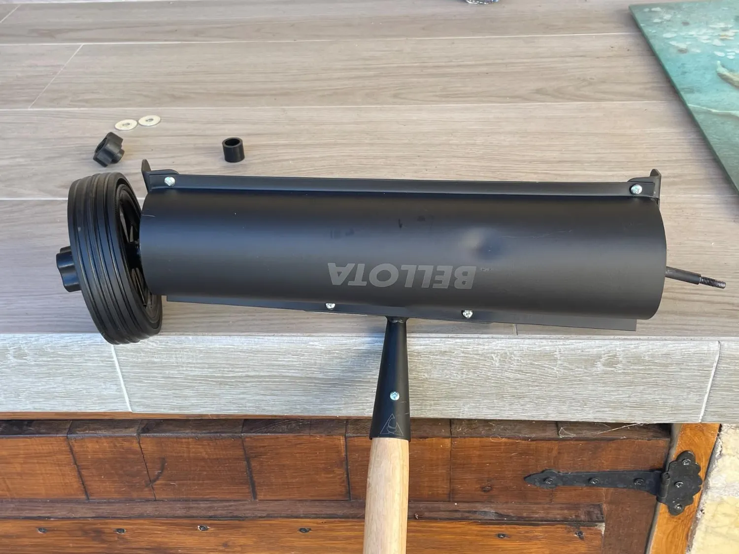 Bellota 3080 arieggiatore prato con ruote manico 150 cm