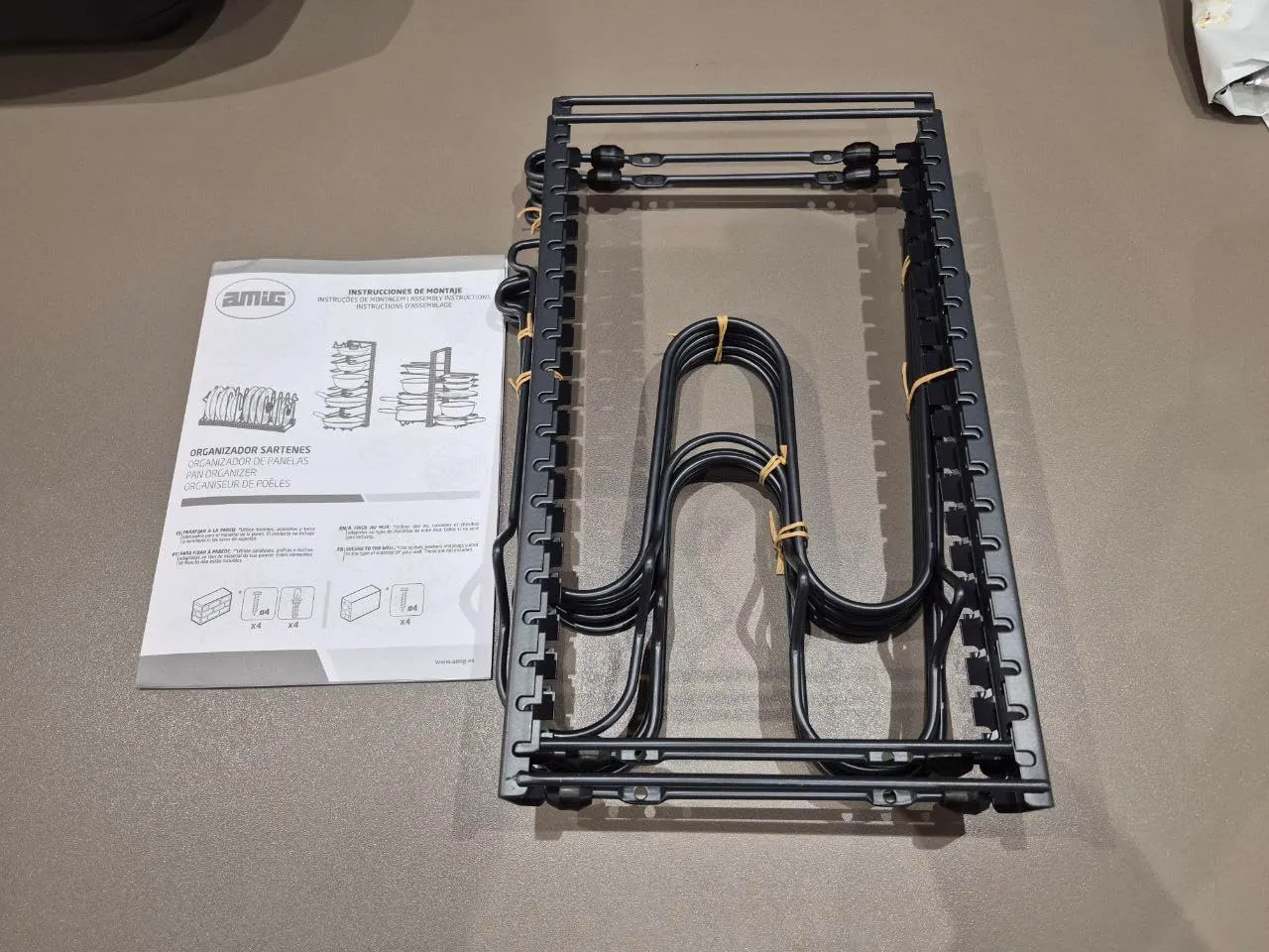 Amig organizer padelle estensibile nero 6-10 posti