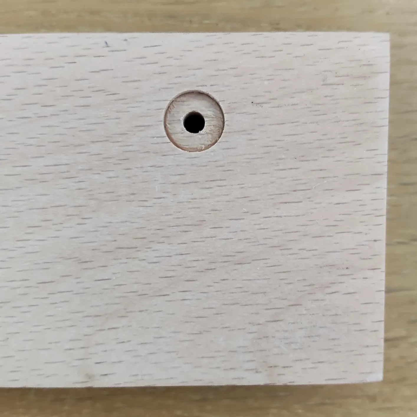 Amig CM39 Appendiabiti Muro Legno 420x70 mm