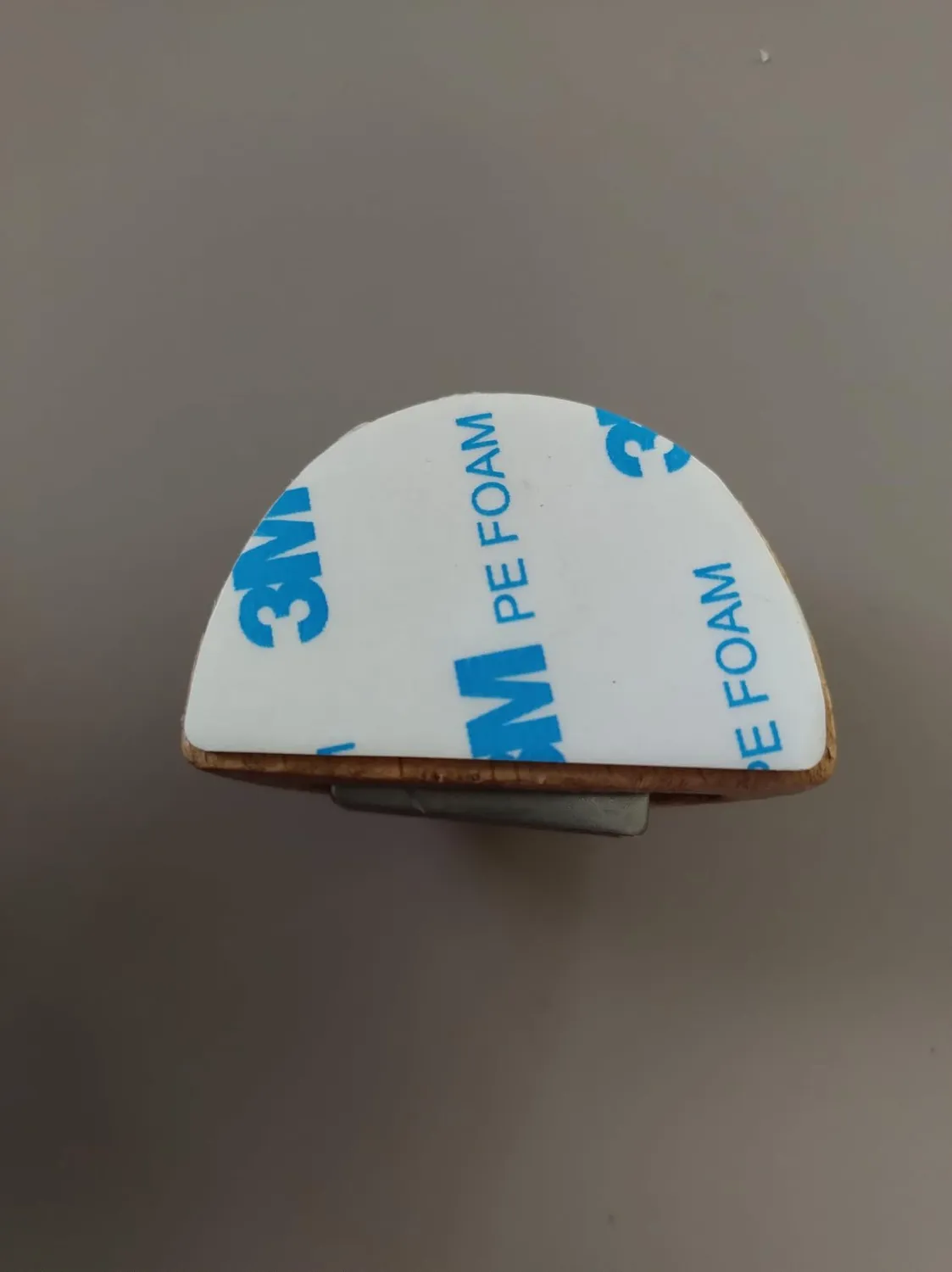 Amig fermaporta magnetico adesivo 48x25 mm faggio