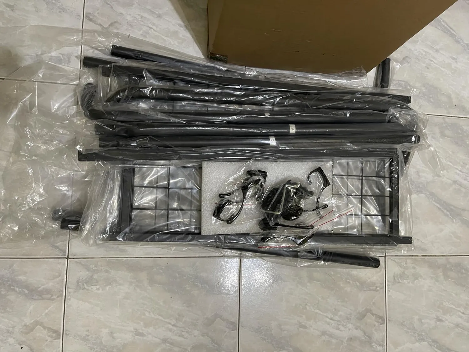 Amig Lukien appendiabiti con scarpiera 183 cm nero marrone