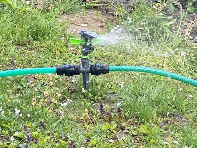 Ribiland-Ribimex irrigatore a battente puntale plastica