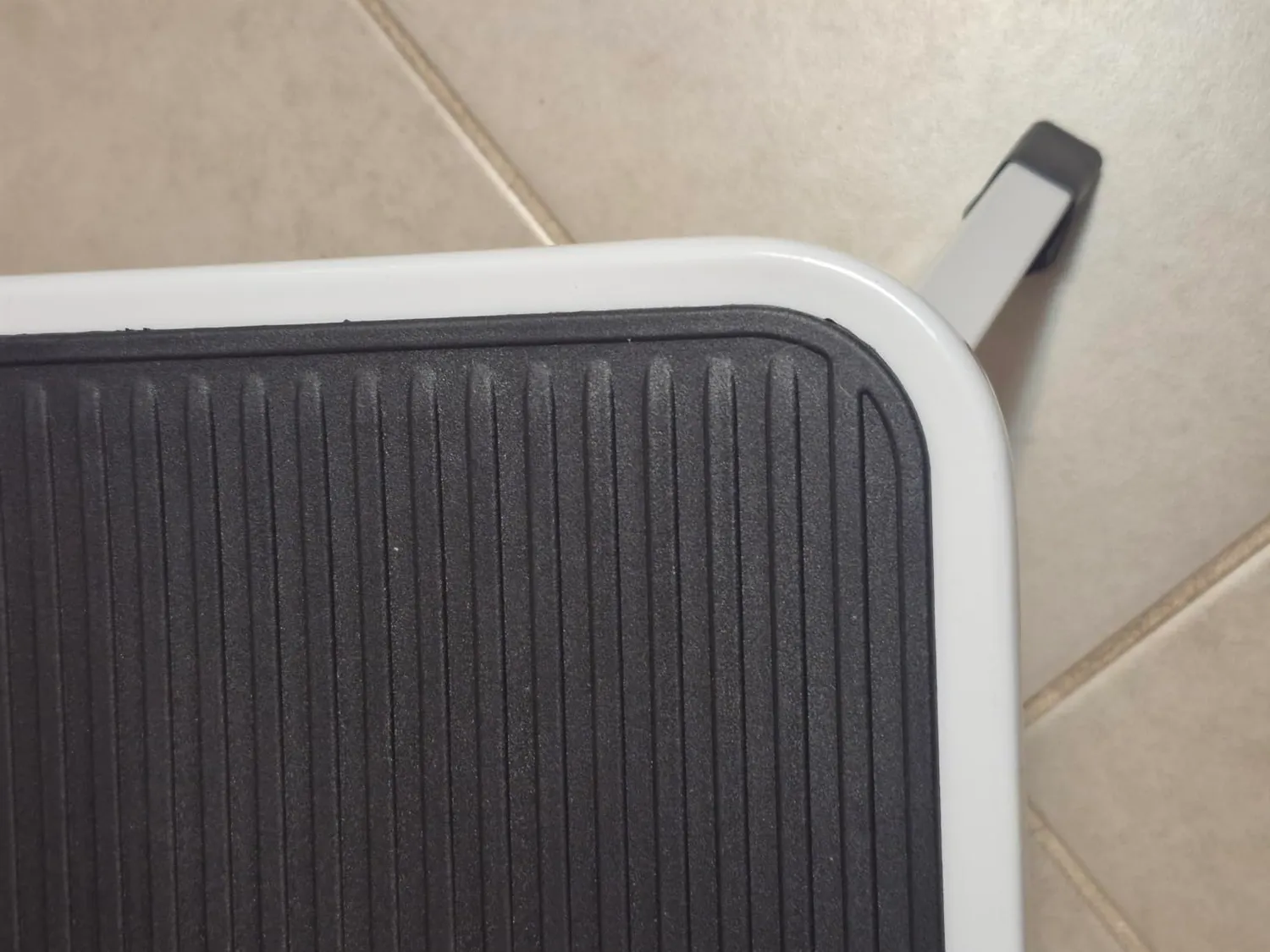 Amig sgabello pieghevole 1 gradino bianco 150 kg