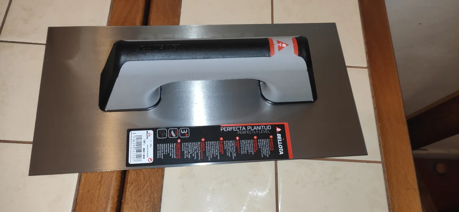 Bellota Pialletto Dritto 300x150mm Manico Bimateriale