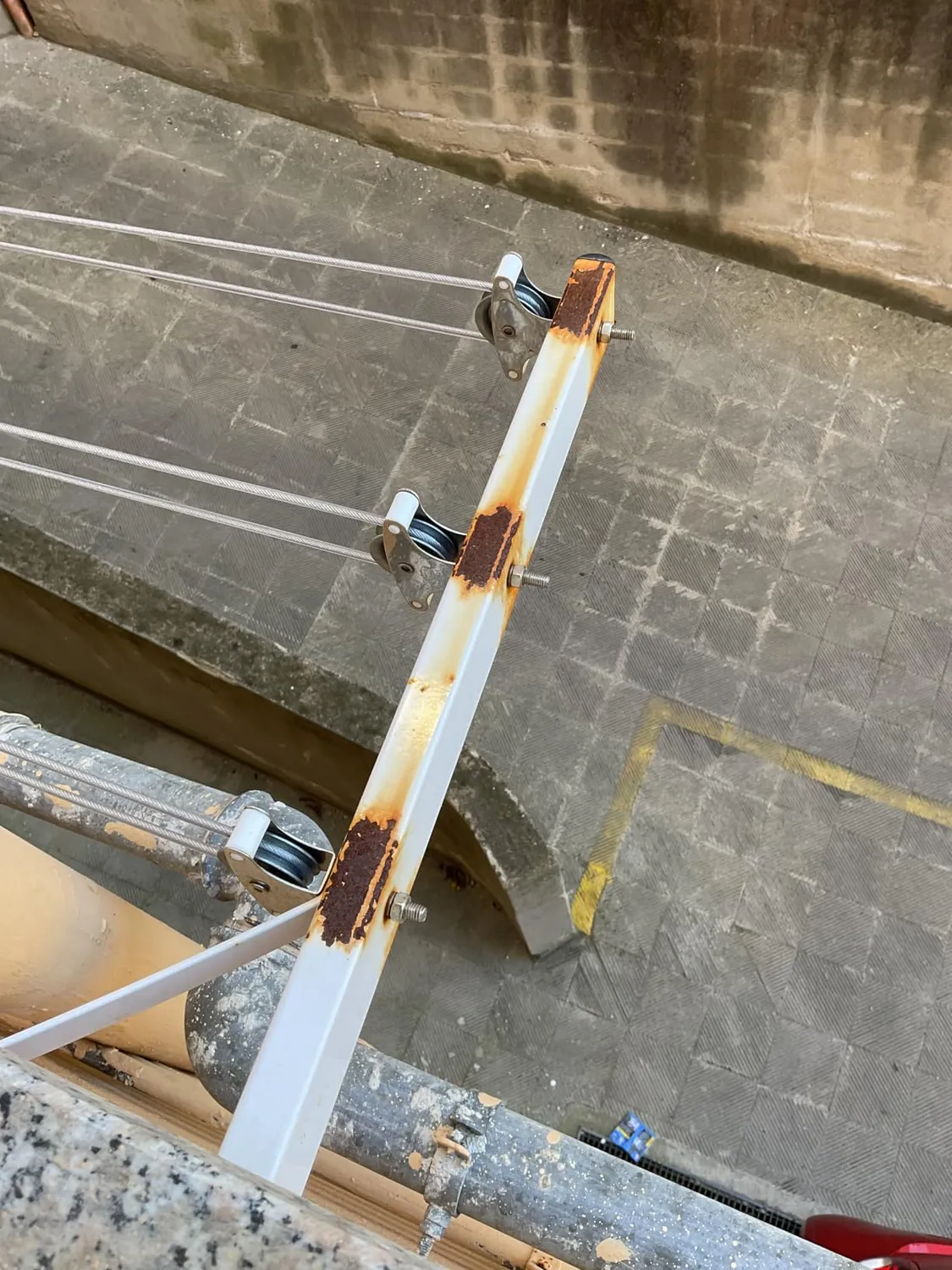 Amig Mod.3 stendibiancheria parete 450mm bianco acciaio