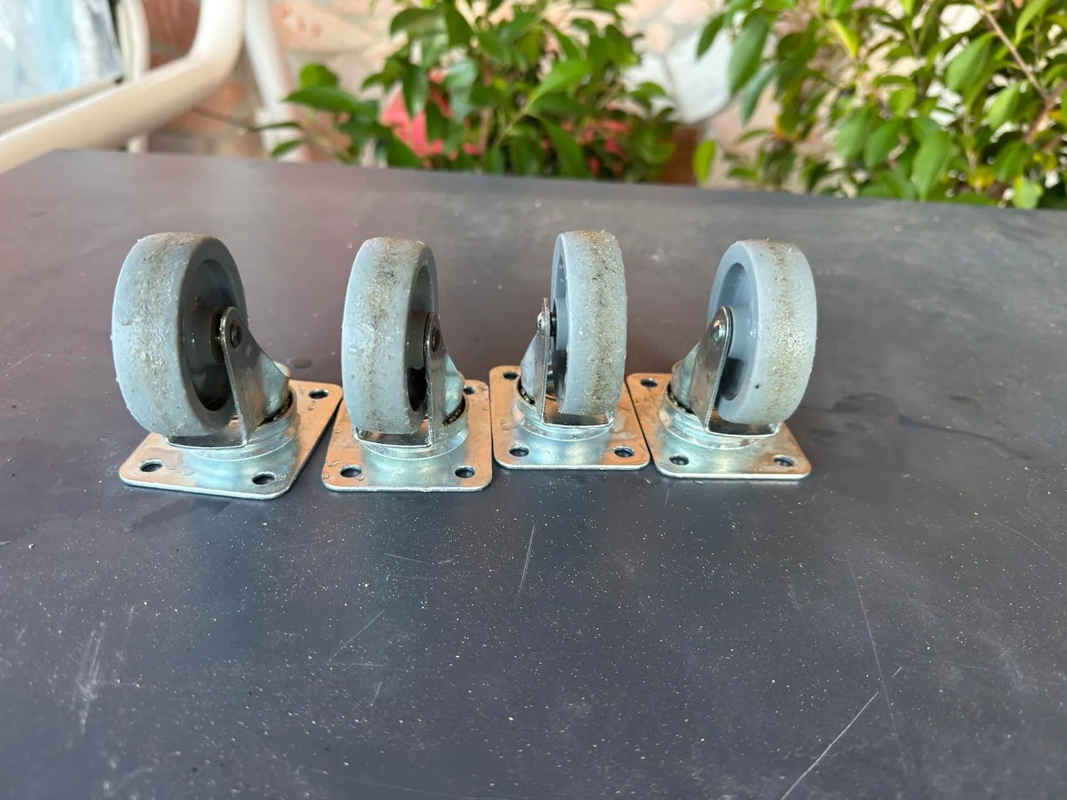 Amig 2500 Ruote Mobili Nylon Ø40 mm Grigie 4 Pezzi