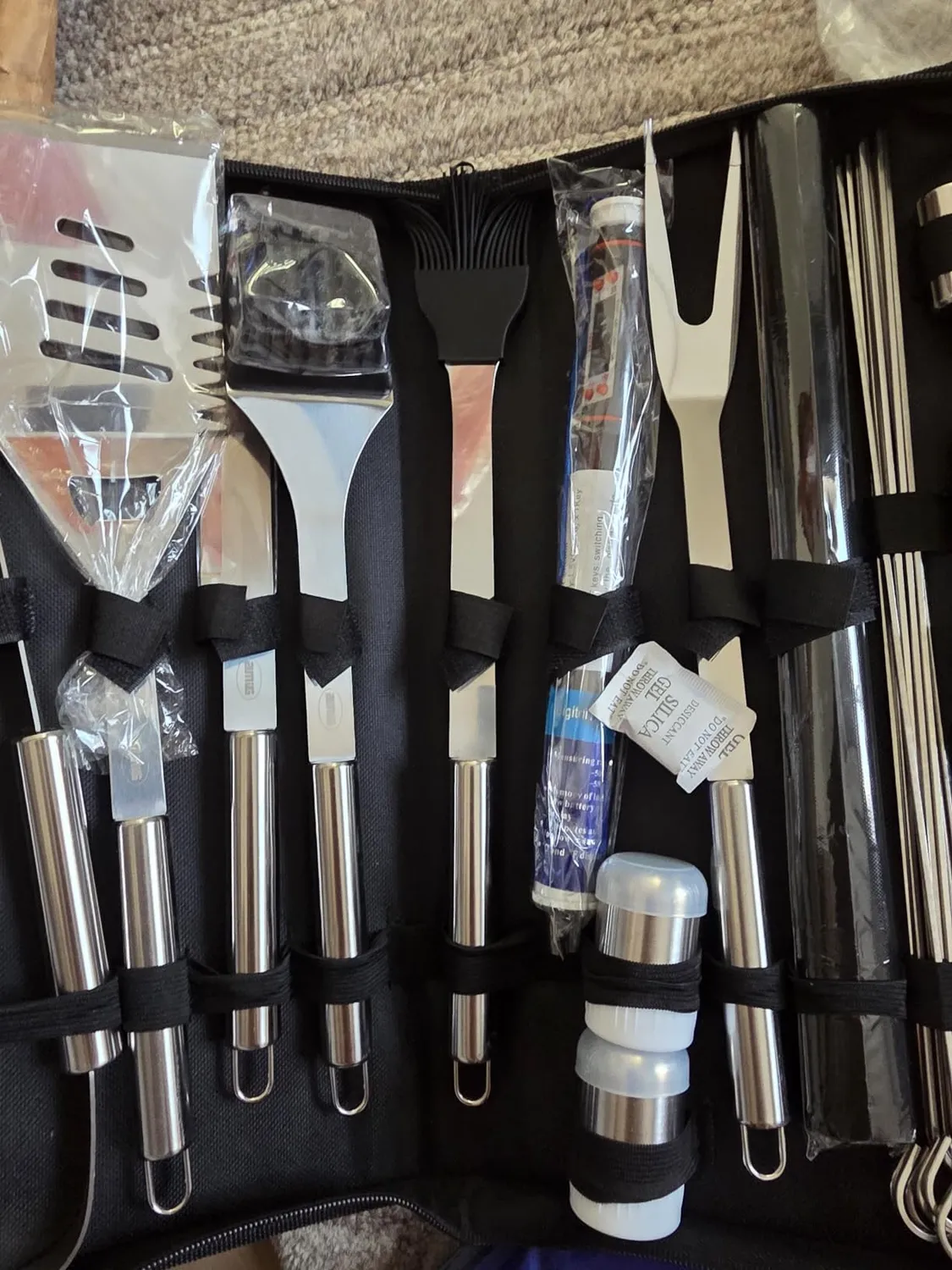 Amig AM18 Kit 28 Accessori Barbecue Inox in Valigetta