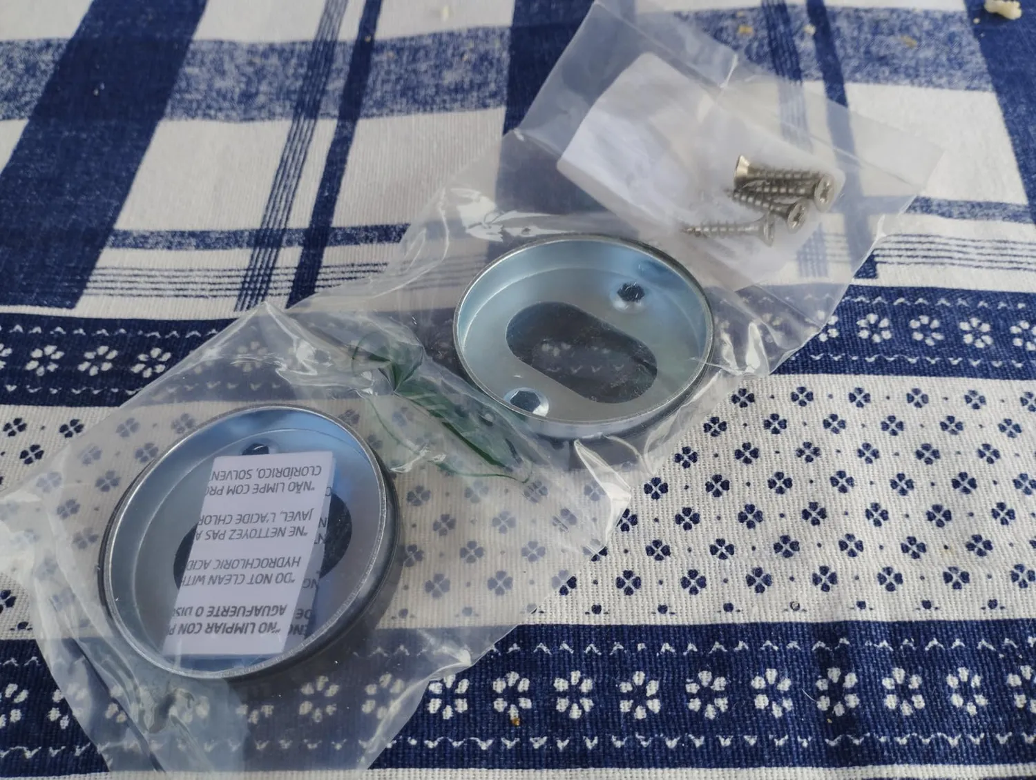 Amig 4RX Copri Serratura Doppia Mappa Nero 2 Pezzi