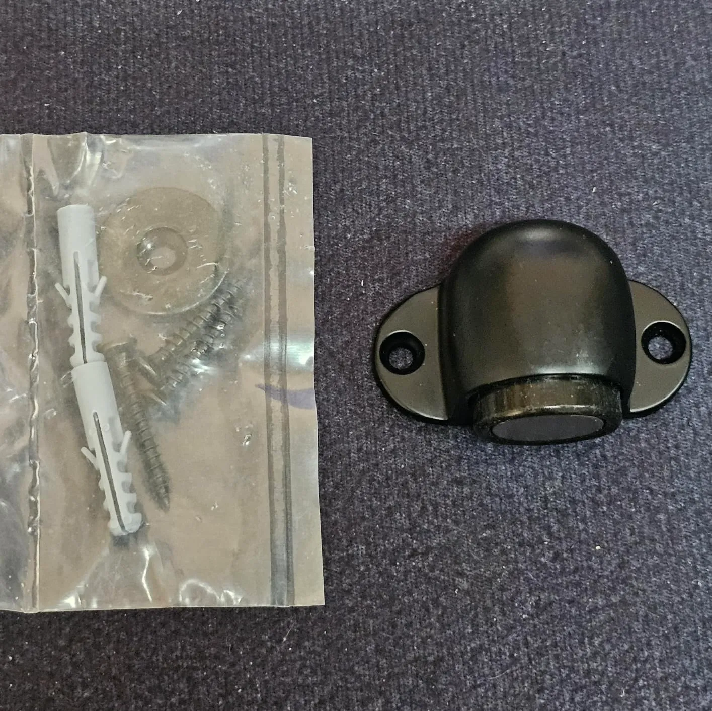 Amig Fermaporta Magnetico Pavimento Zamak Nero 44x40 mm