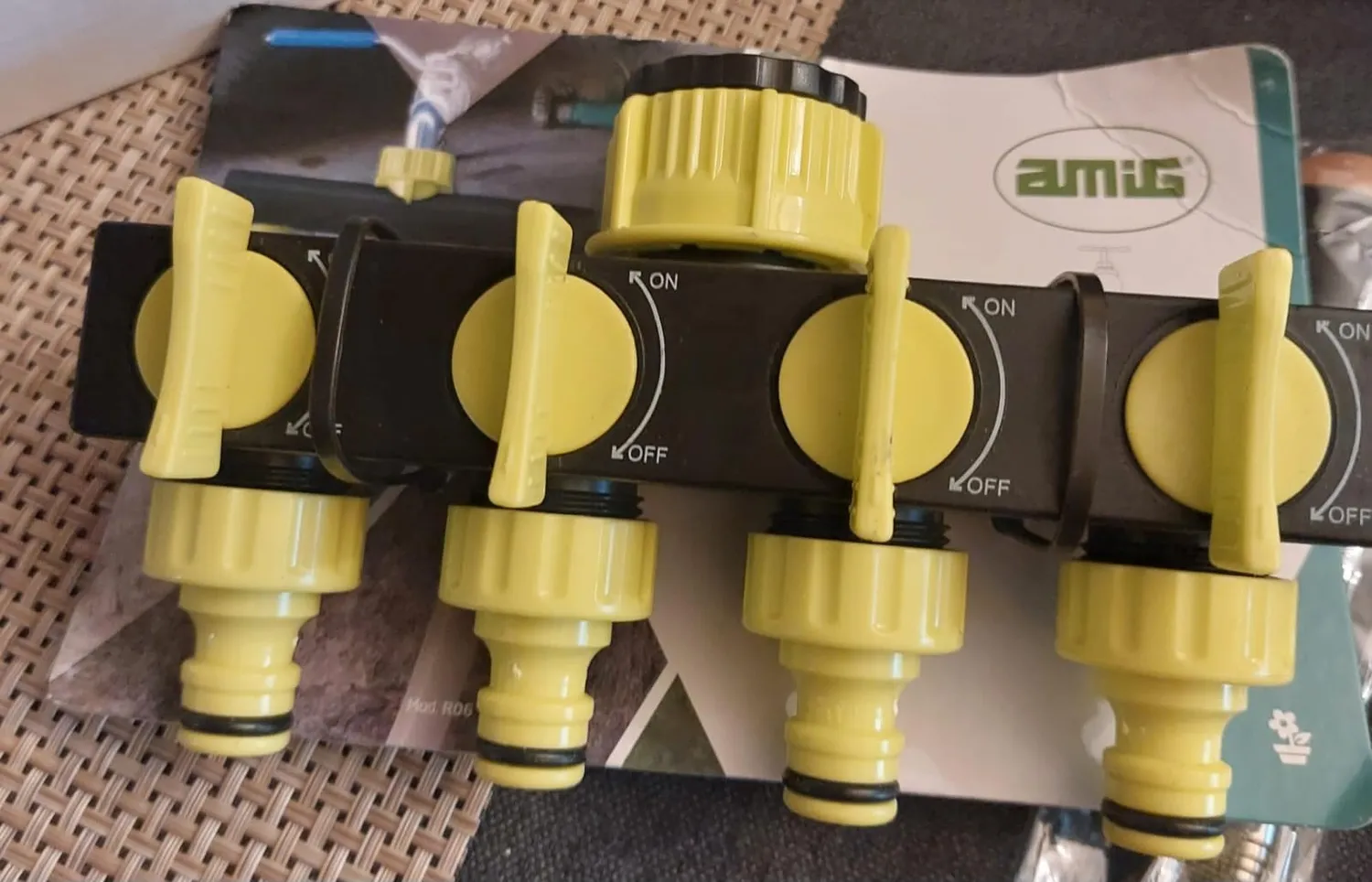 Amig Sdoppiatore Rubinetto 4 Vie 1"-3/4" Verde Pistacchio