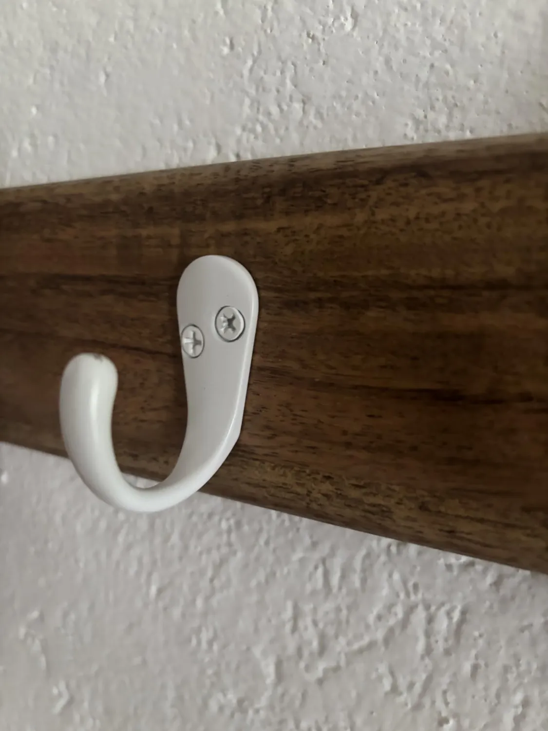 Amig CM36 appendiabiti muro 440 mm acacia nero legno
