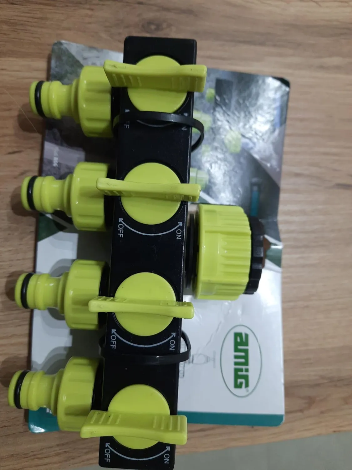 Amig Sdoppiatore Rubinetto 4 Vie 1"-3/4" Verde Pistacchio