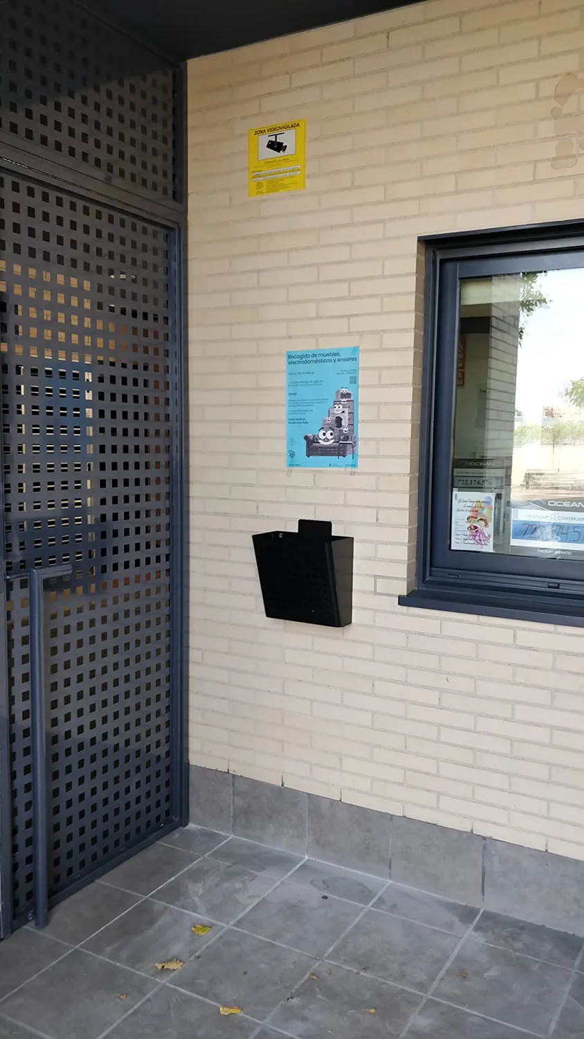 Amig Cassetta Pubblicitaria Acciaio Nera 320x360mm