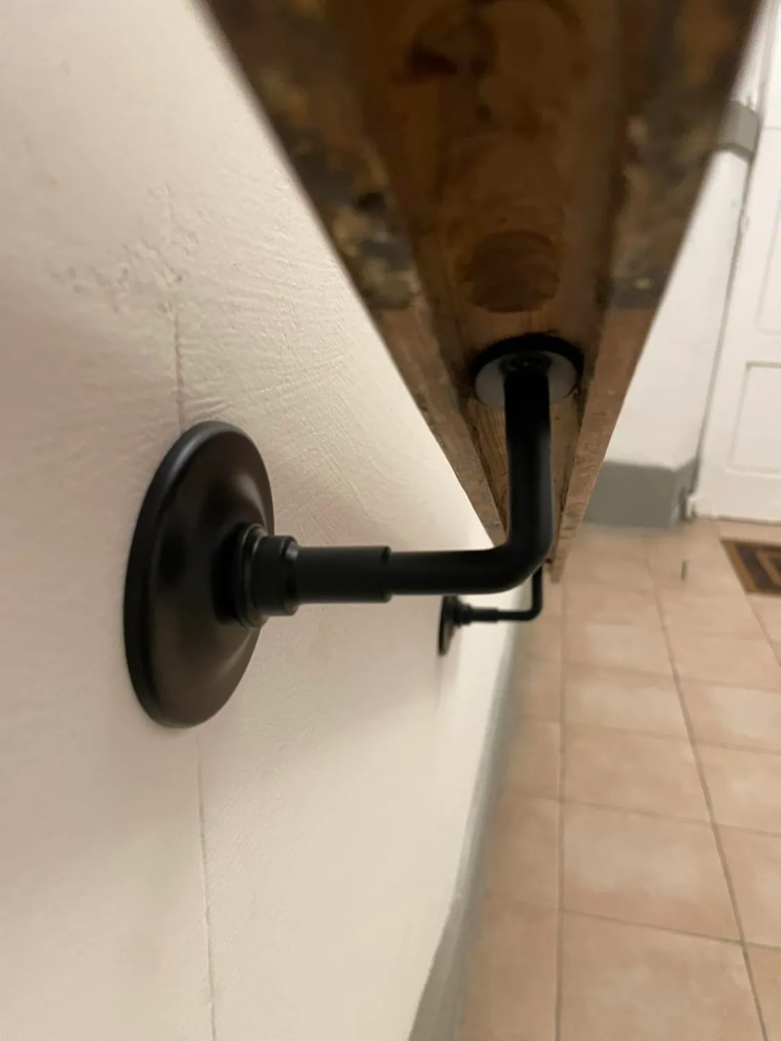 Amig Supporto Corrimano Nero Acciaio 70x75x45 mm