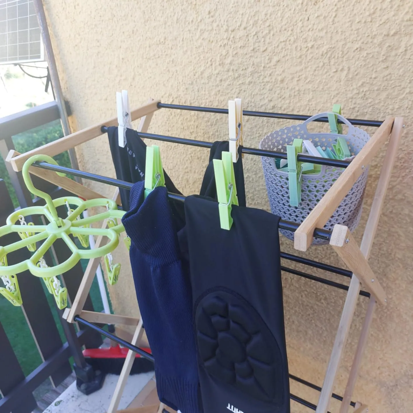 Amig Aeria ZenRack Stendino Torre Nero Bambù 5 m