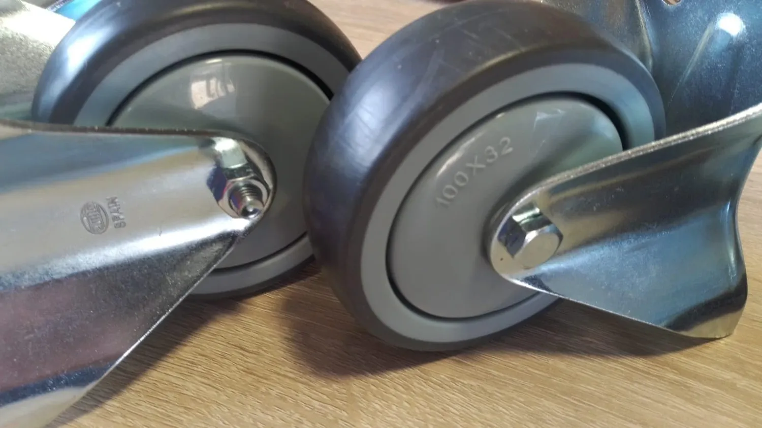 Amig Set 4 Ruote Fisse Ø100 mm 110 Kg Grigie
