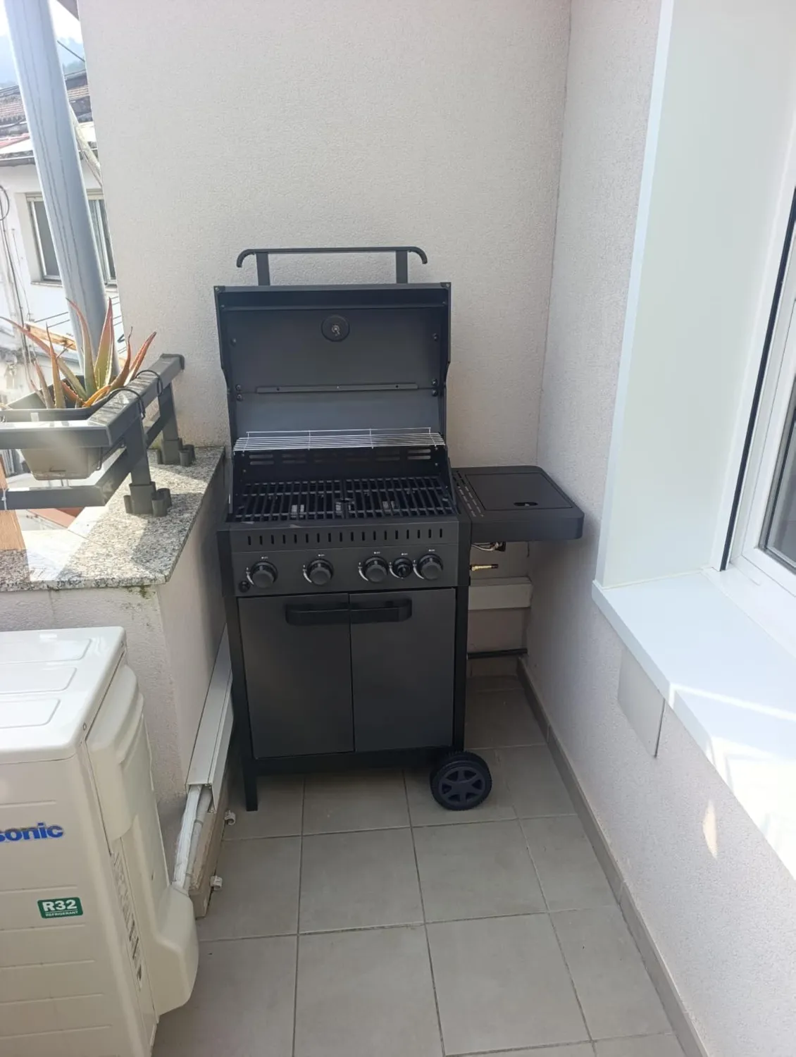Amig Ignis 6F Barbecue a Gas 6+1 Bruciatori Nero