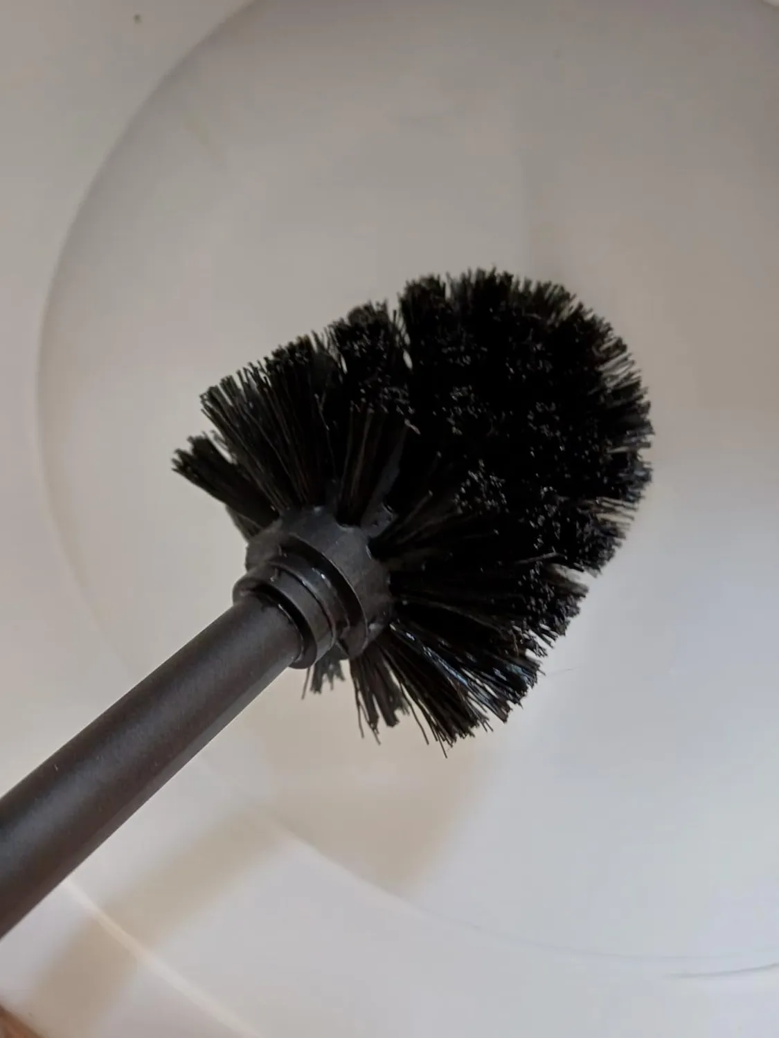 Amig Formaduo Portascopino con Portarotolo Nero