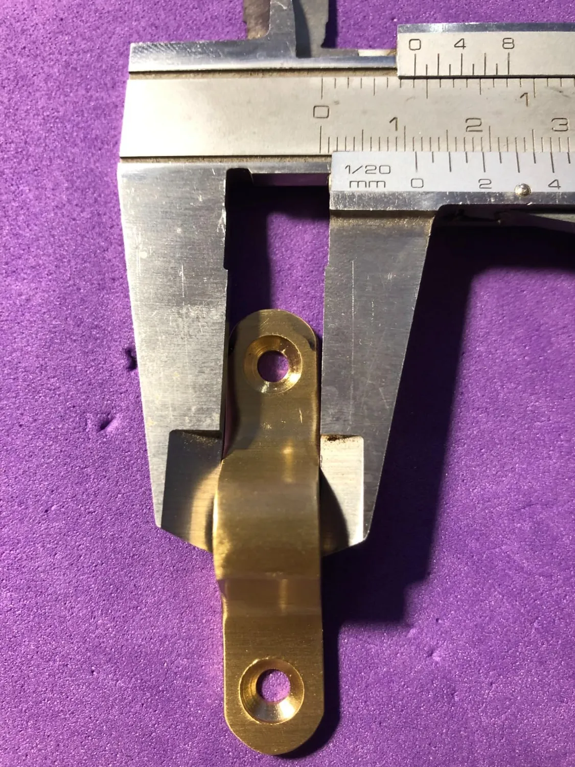 Amig 720 chiavistello porta 30x53 mm ottone dorato opaco