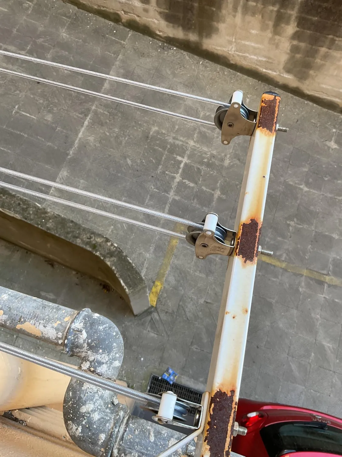 Amig Mod.3 stendibiancheria parete 450mm bianco acciaio