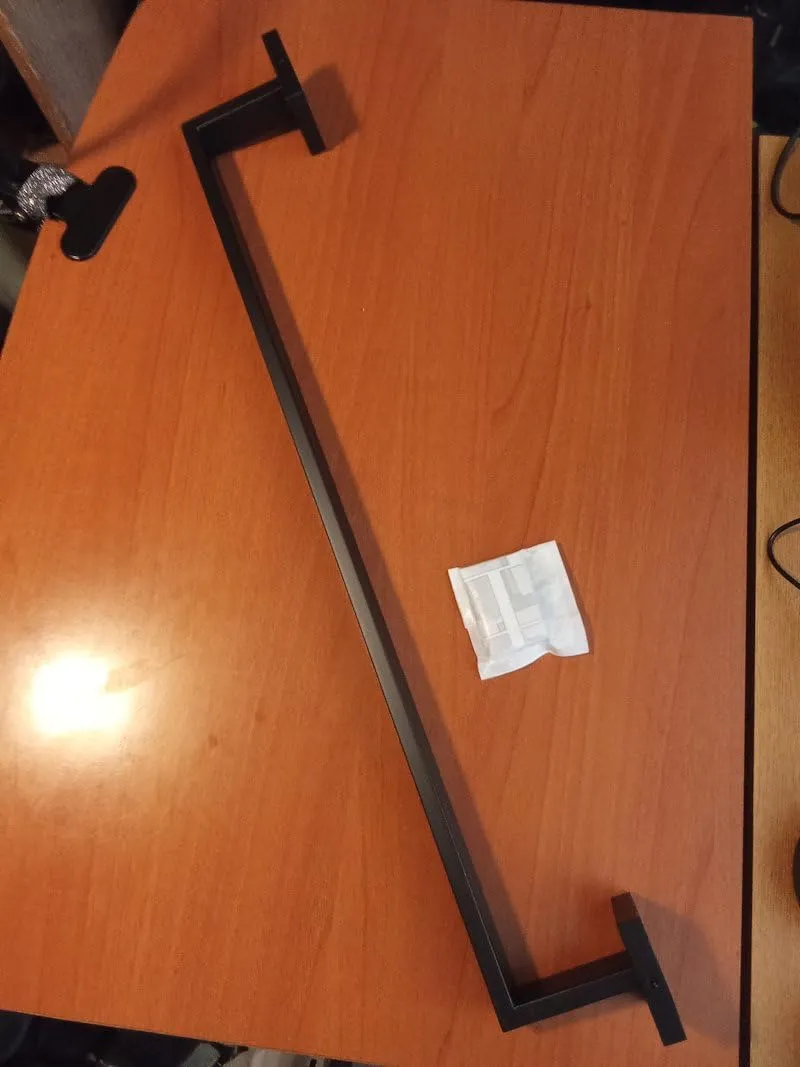 Amig Isla-1 portasciugamani argento opaco 600 mm inox