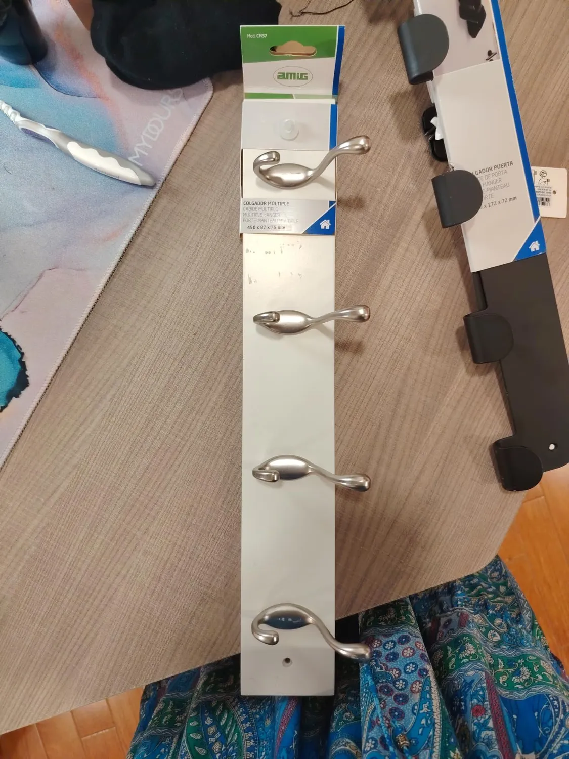 Amig CM37 Appendiabiti a Parete 680 mm Acacia Nero