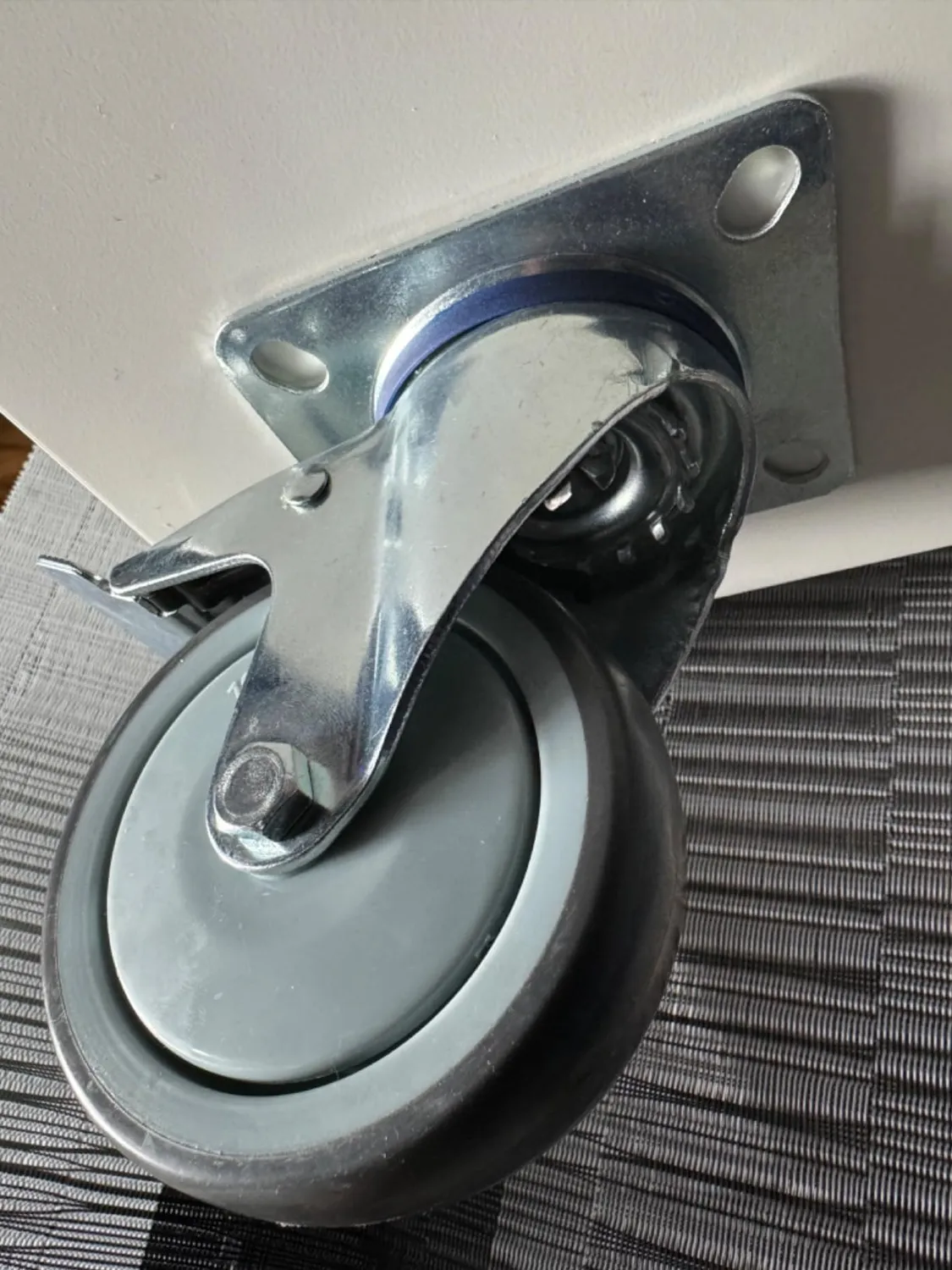 Amig Set 4 Ruote con Freno Piastra 100 mm 110 Kg Gomma