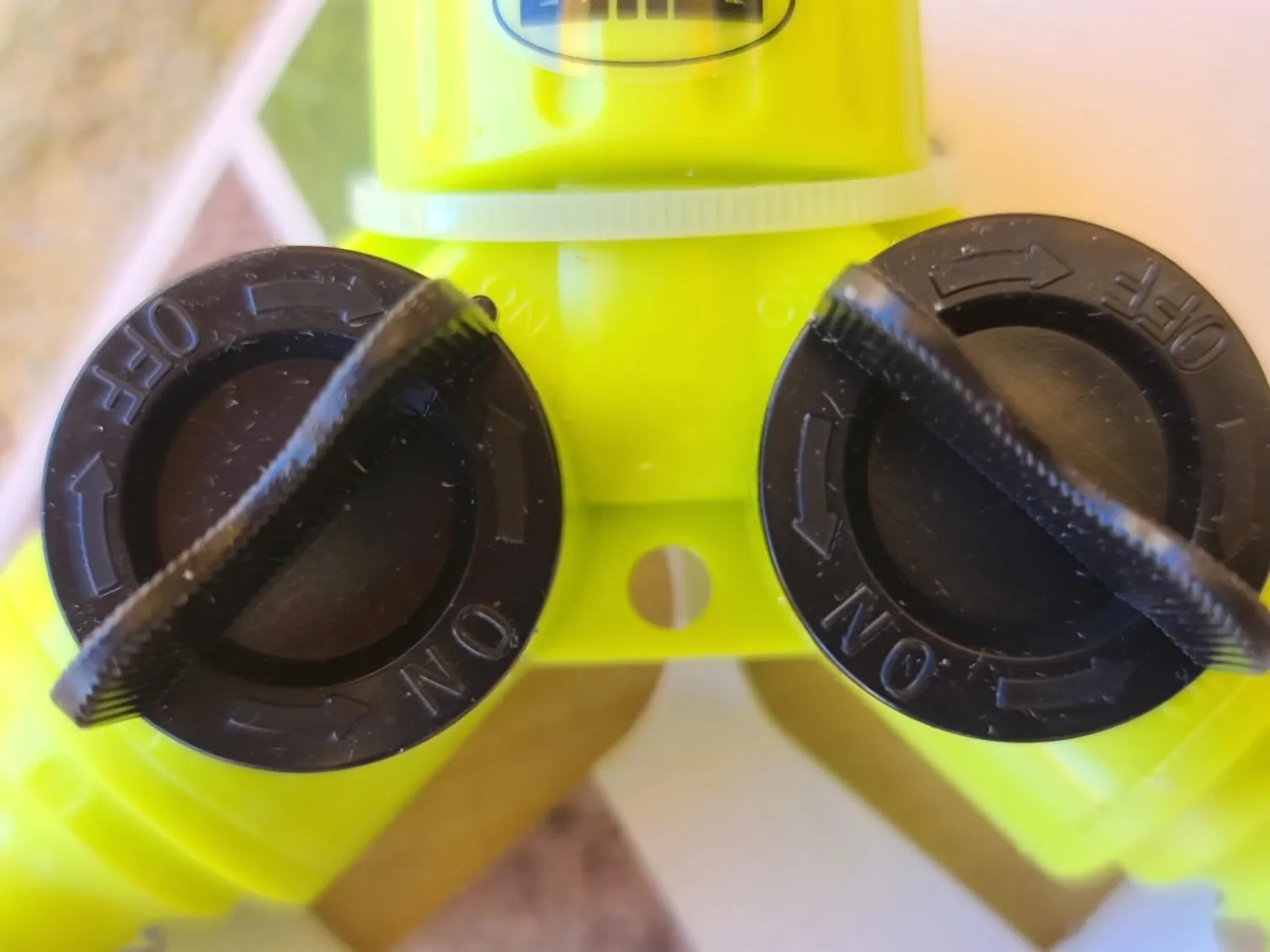 Amig R05 sdoppiatore rubinetto 2 vie verde pistacchio