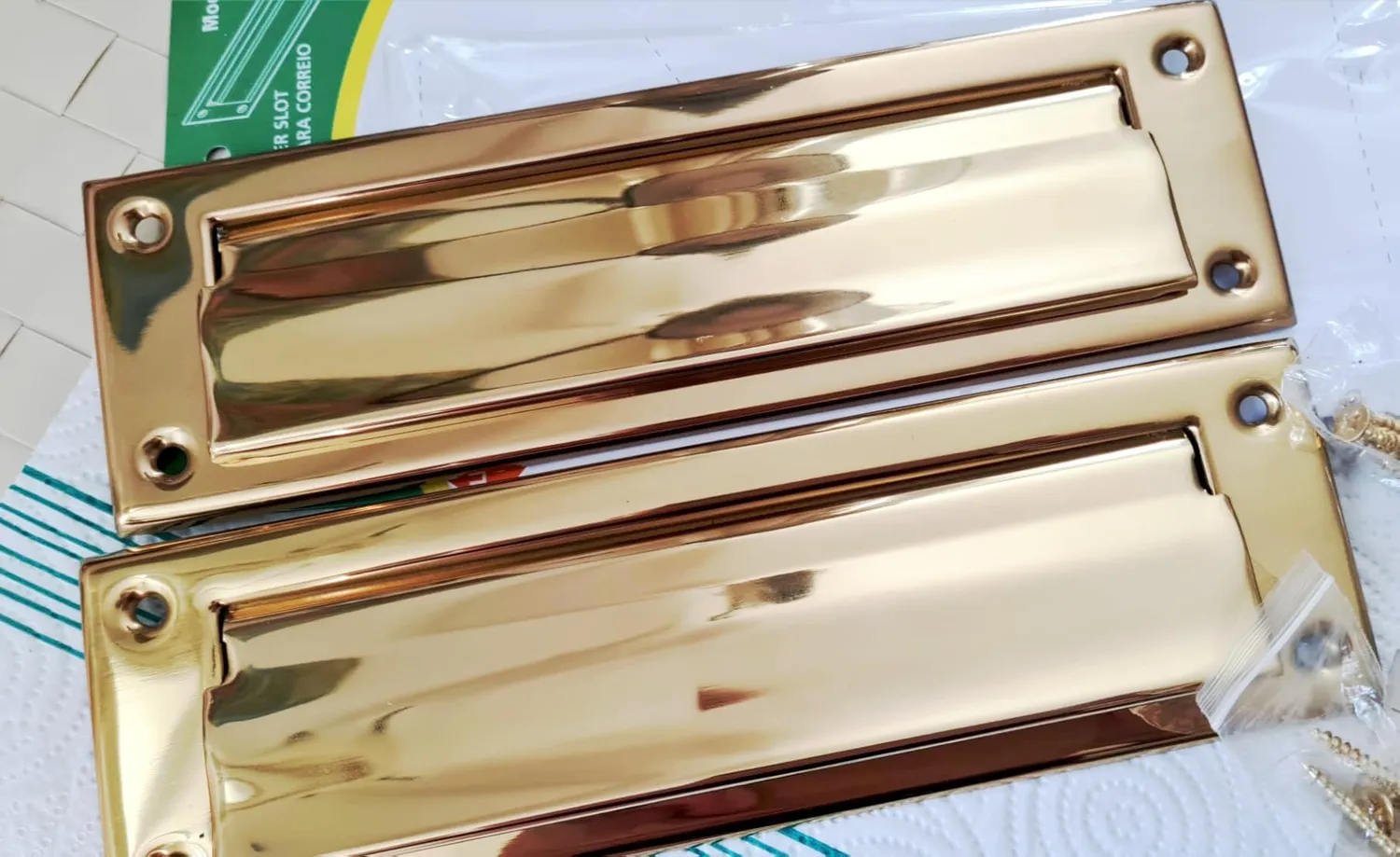 Amig Mod.1 bocchetta lettere acciaio inox argento 254 mm