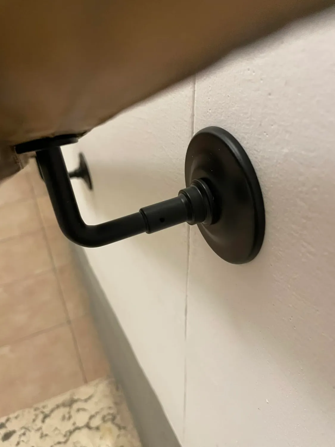Amig Supporto Corrimano Nero Acciaio 70x75x45 mm