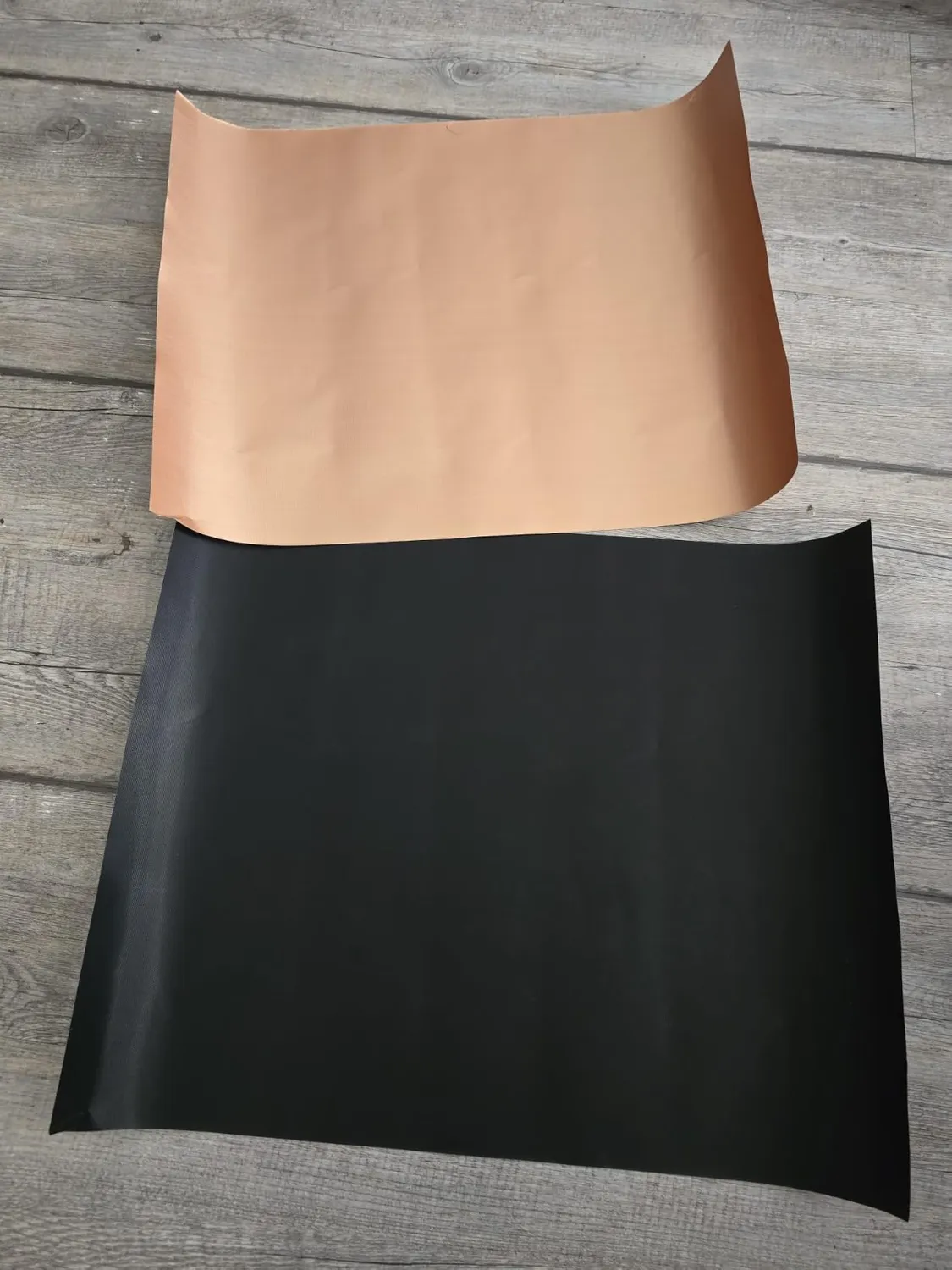 Amig AM11 Tappetini da Forno 50x40 cm 2 Pezzi Nero Oro