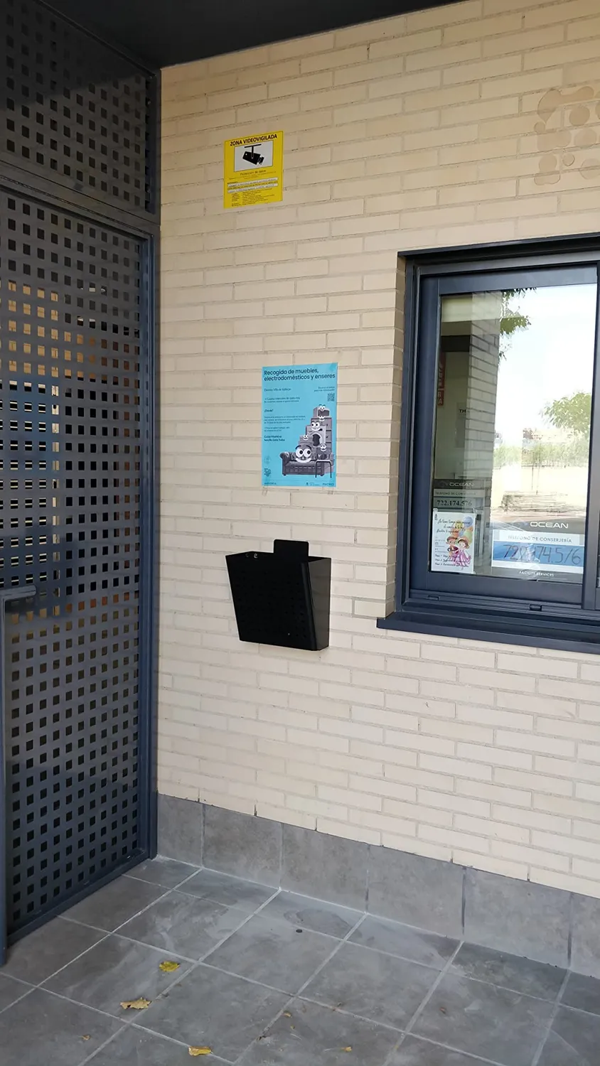 Amig Cassetta Pubblicitaria Acciaio Nera 320x360mm