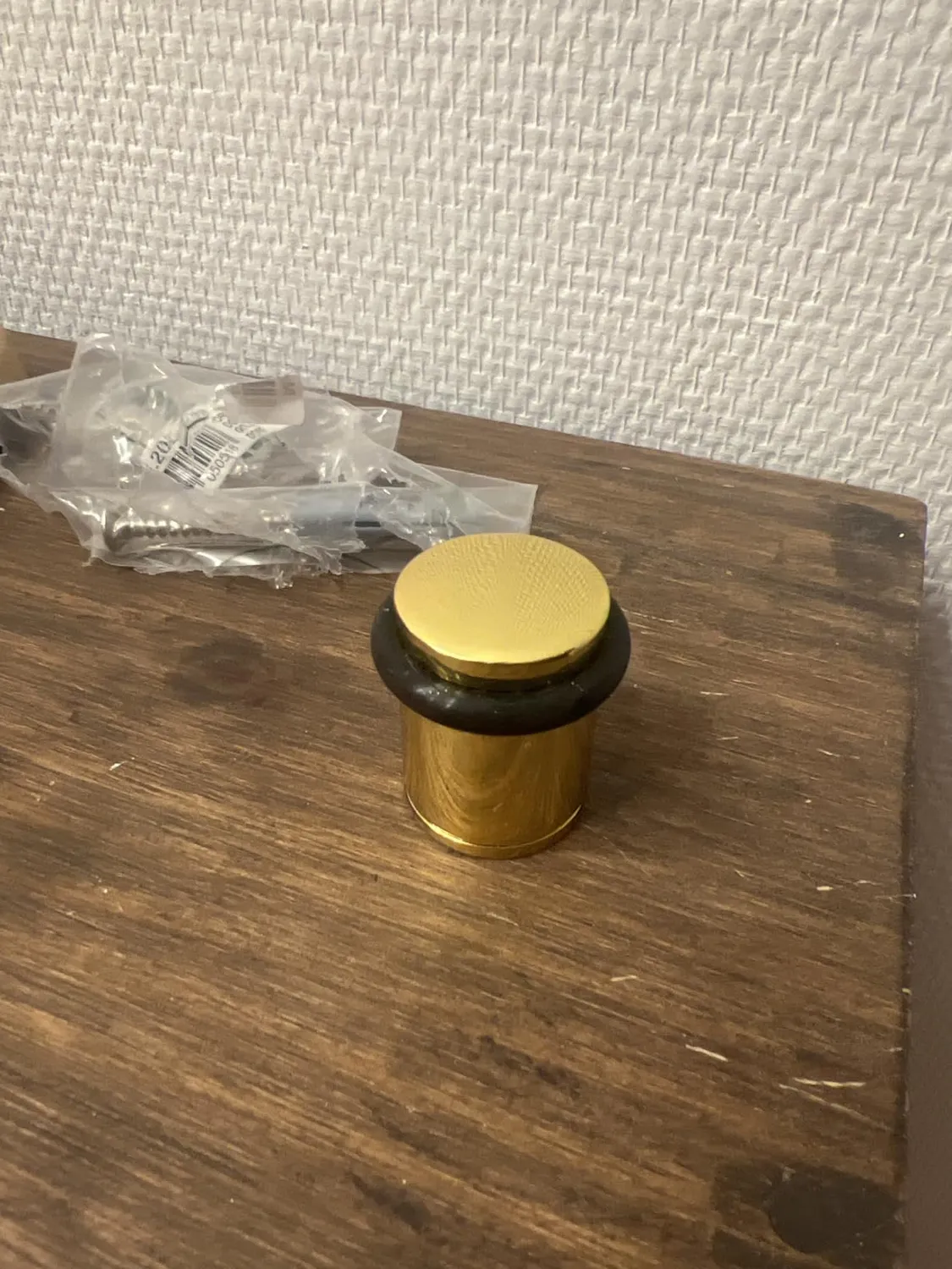 Amig Fermaporta cilindrico oro Ø28x40 mm gomma
