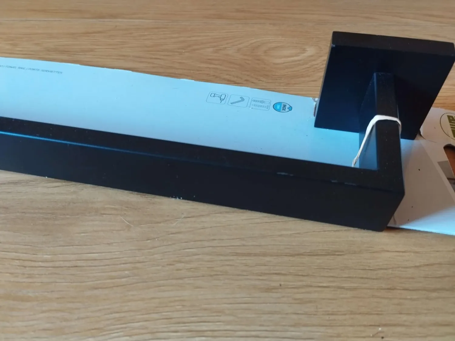 Amig Isla-1 portasciugamani argento opaco 600 mm inox
