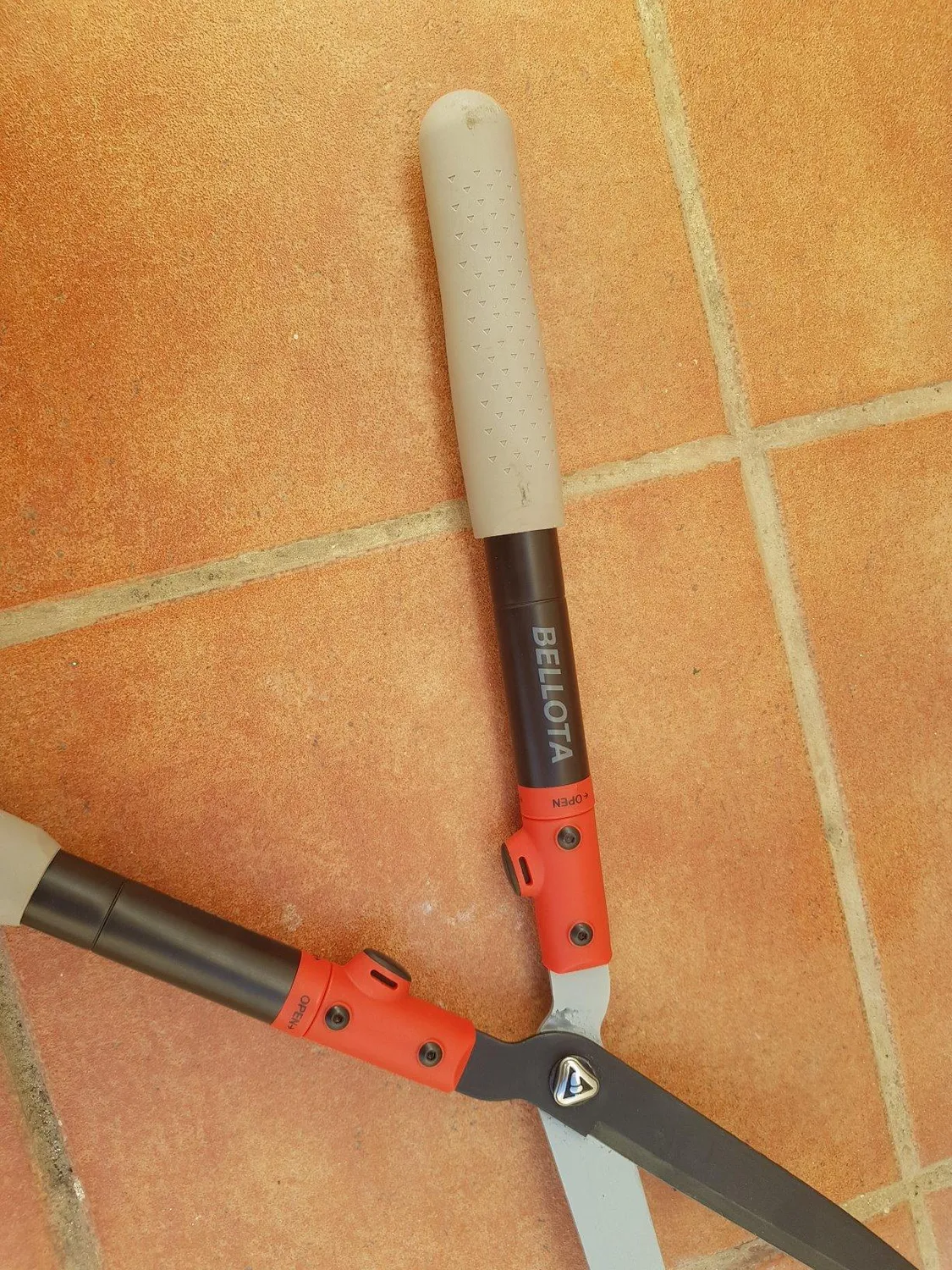 Bellota Garden Line 3461-R TEL tagliasiepi 23 cm