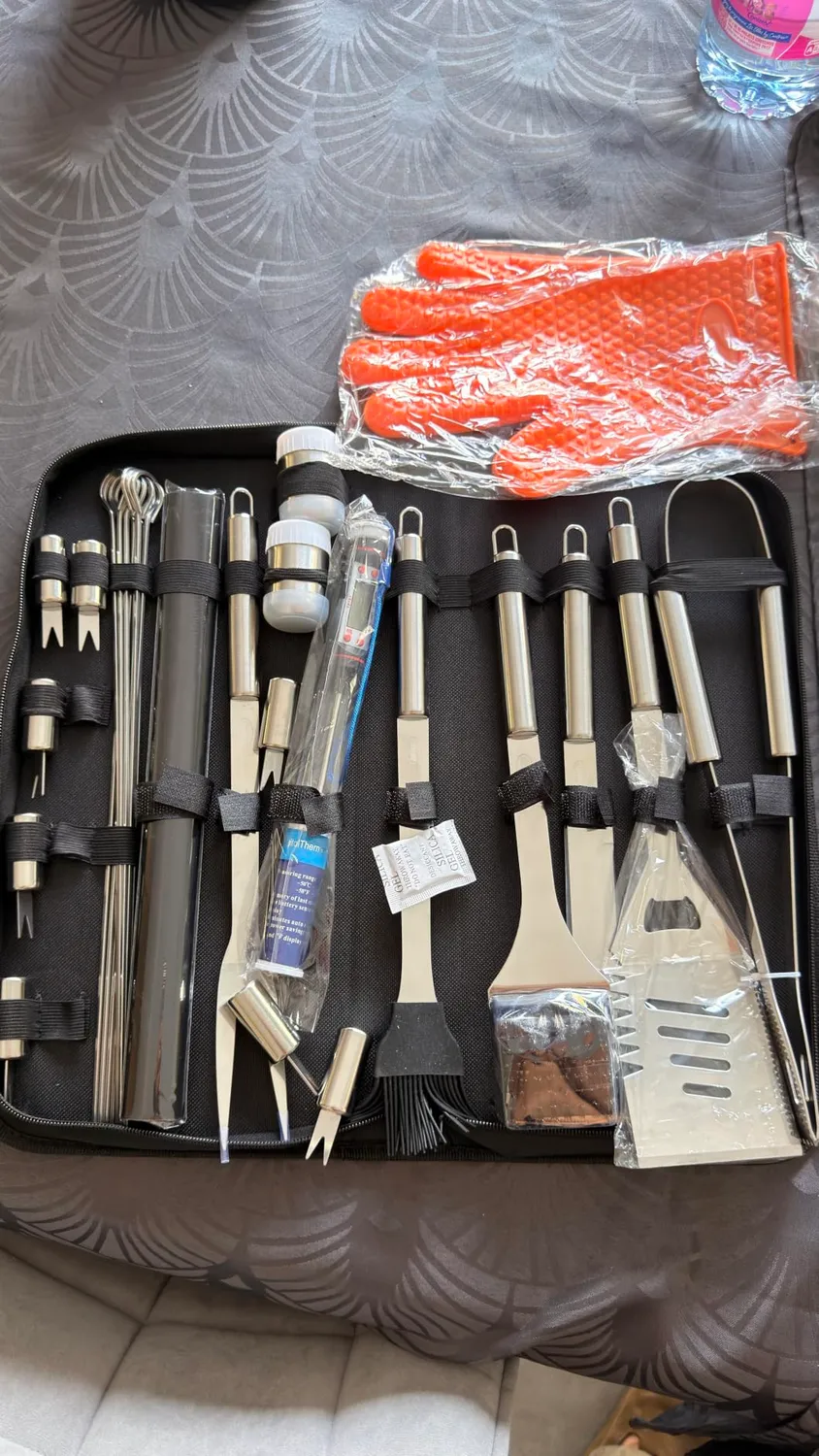 Amig AM18 Kit 28 Accessori Barbecue Inox in Valigetta