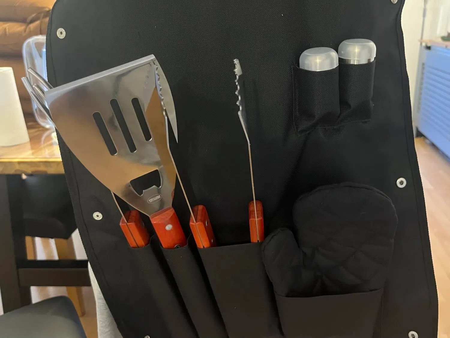 Amig AM17 Set Barbecue 7 pezzi con Grembiule
